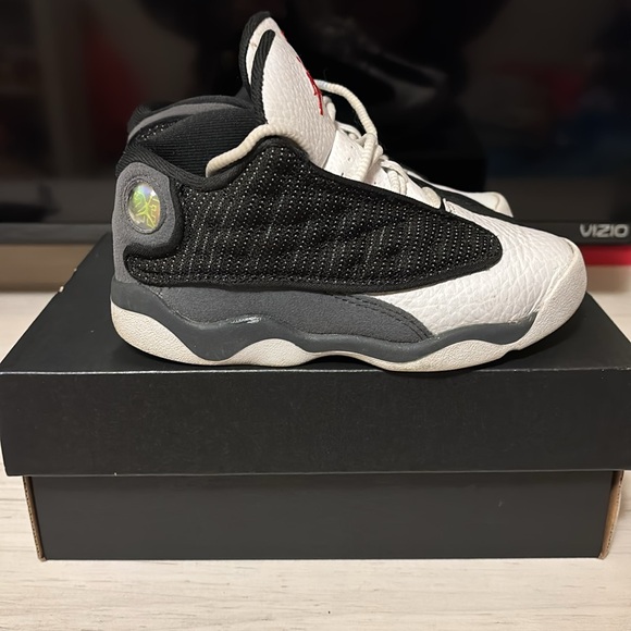 Jordan 13 retro toddler size 9 - Picture 2 of 11